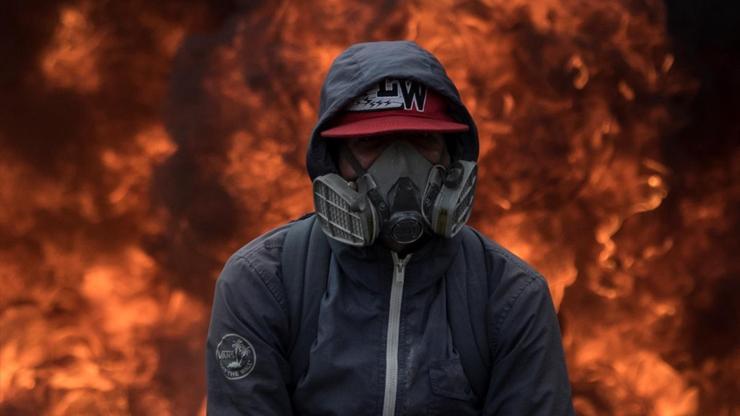 Venezuelada Maduro isyanı sürüyor
