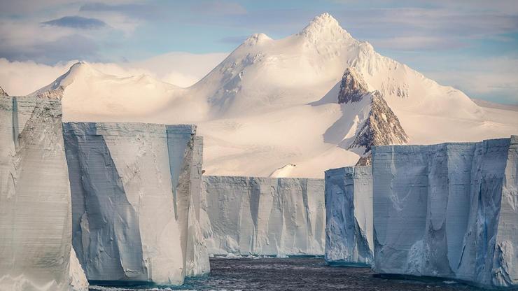 Ödüllü fotoğrafçının objektifinden muhteşem Antarktika