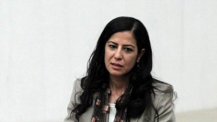 Eski HDP Milletvekili Ayla Akat Ata tahliye edildi