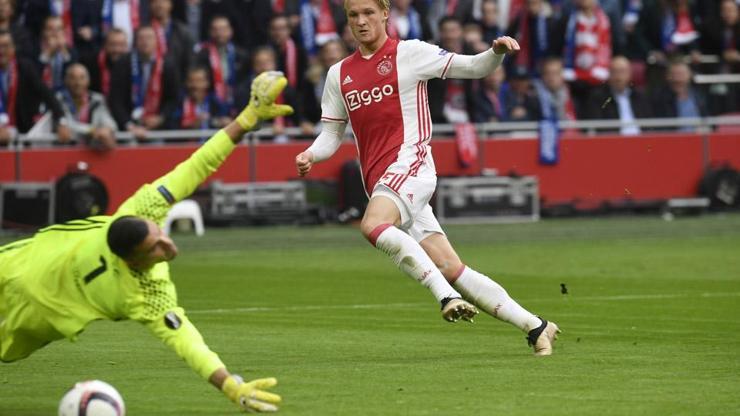 Ajax, Lyonu farklı mağlup etti: 4-1