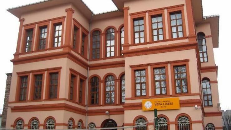 İstanbulun iki köklü okulunun yurtlarında cinsel taciz şikayeti