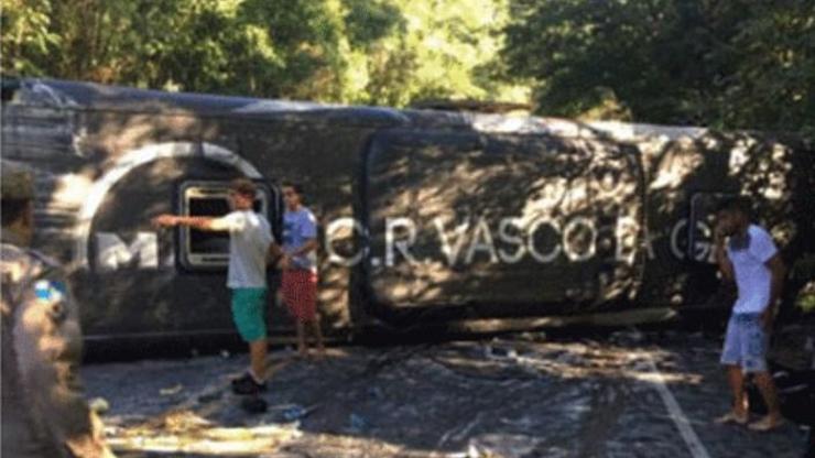 Brezilyada takım otobüsü kaza yaptı: 5i ağır 22 kişi yaralandı