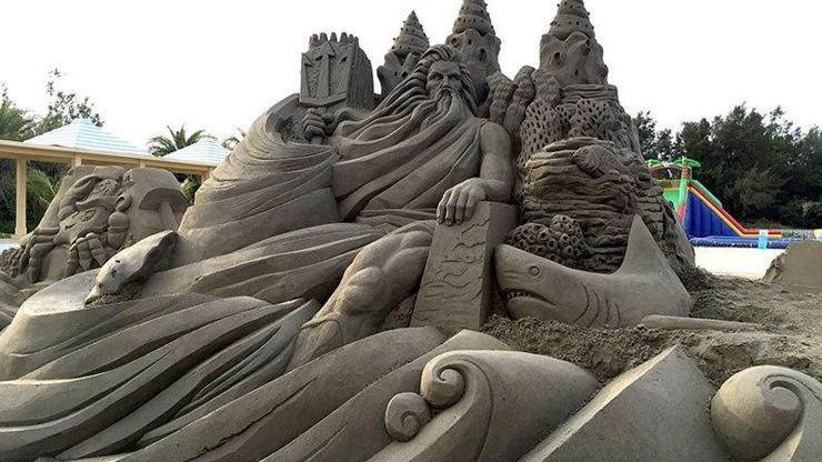Japon sanatçı kumdan heykelleriyle büyülüyor