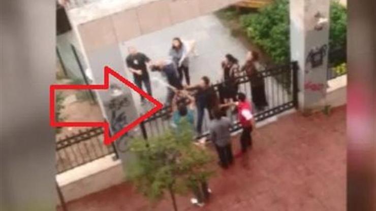 Cihangirde parkta köpek gezdirenlere metal boruyla saldırdı