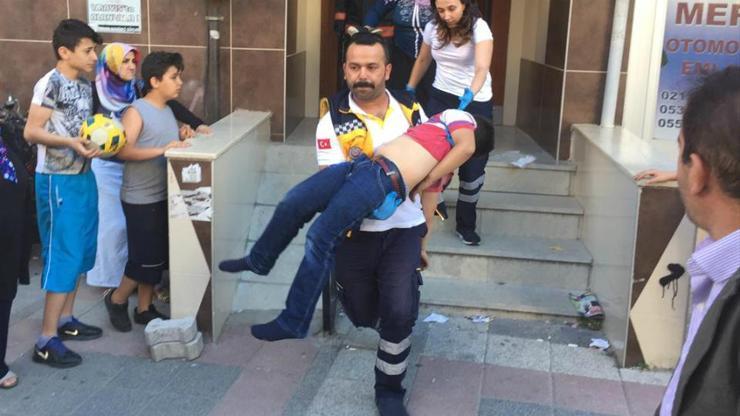 Asansör ile duvar arasına sıkışan çocuk ağır yaralı