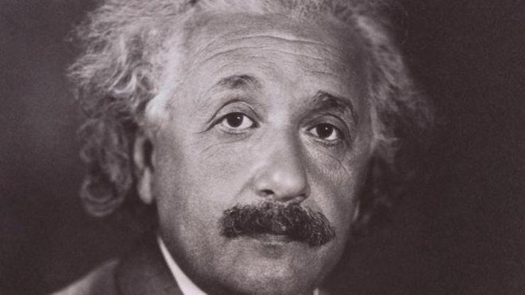 Albert Einsteinın enteresan alışkanlıkları