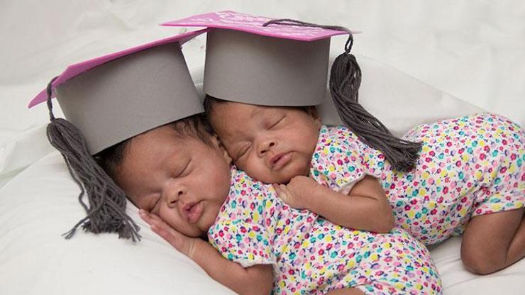 Bu bebekler taburcu olurken mezun oluyorlar