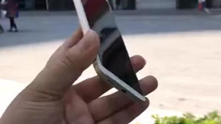 Appleın iPhone 8 için kafası karıştı: Öne mi, arkaya mı