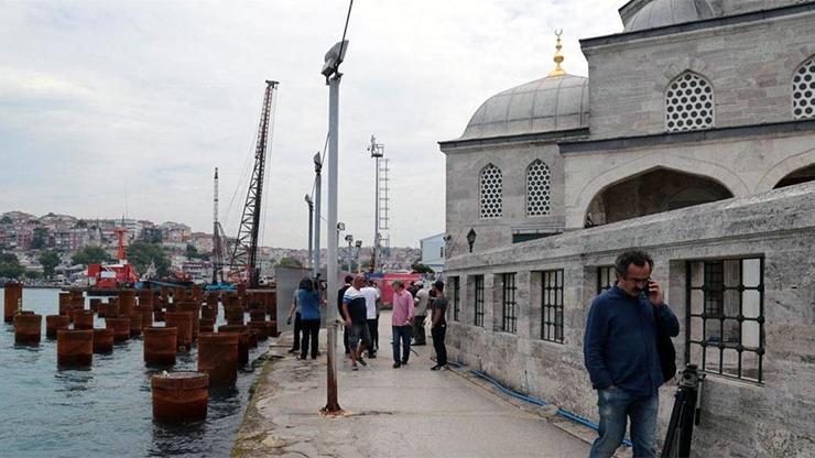 Üsküdardaki tarihi cami önündeki proje durduruldu