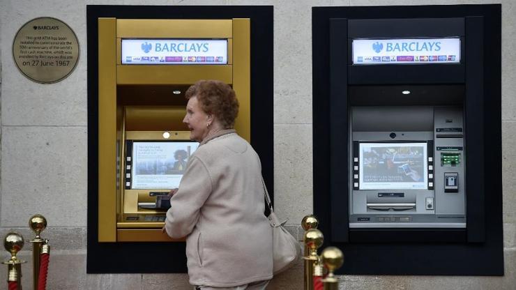 50. yıla özel ilk ATM altınla kaplandı