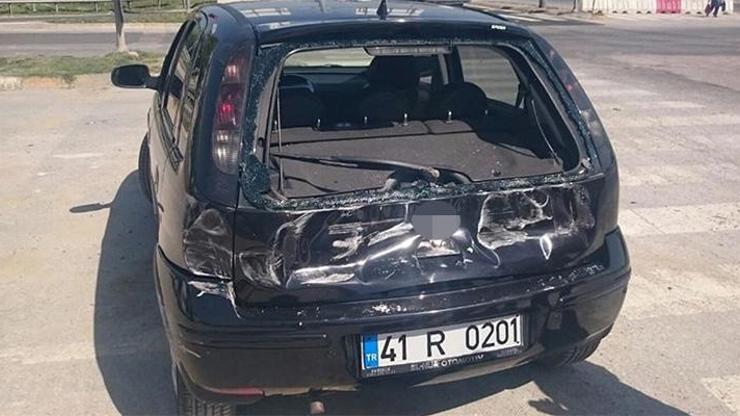 Kamyonun çarptığı arabadaki kadın ile 8 aylık bebeği öldü