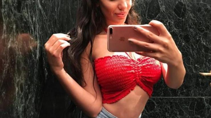 Playboydaki Türk güzel Elif Çelik, Instagram paylaşımı ile Meksika polisinin takibine takıldı