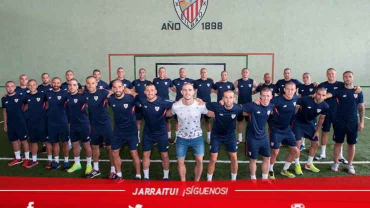 Athletic Bilbaoda tüm oyuncular saçlarını kazıttı