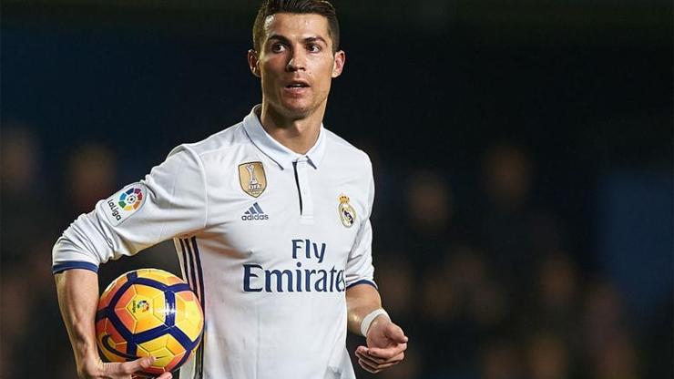 AS: Ronaldo Real Madridde kalmaya karar verdi