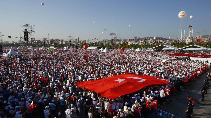 İstanbul Valiliği Adalet Mitingine katılan kişi sayısını açıkladı