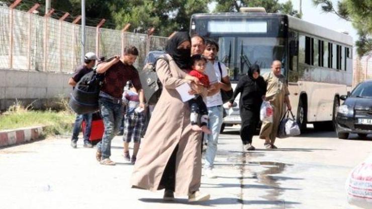 Suriyeli sığınmacıların Türkiyeye dönüşleri sürüyor