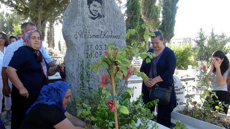 Ali İsmail Korkmaz mezarı başında anıldı