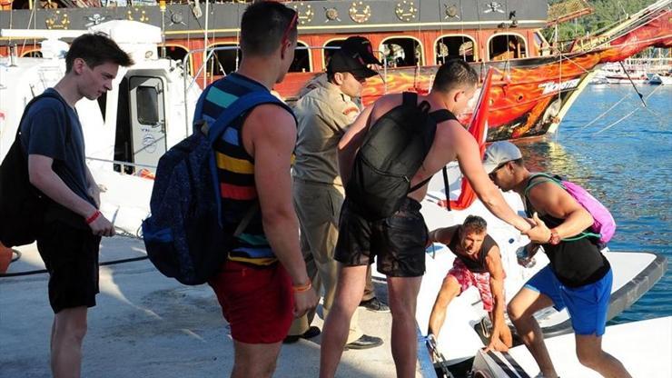 Antalyada koyda mahsur kalan 4 Rus kurtarıldı