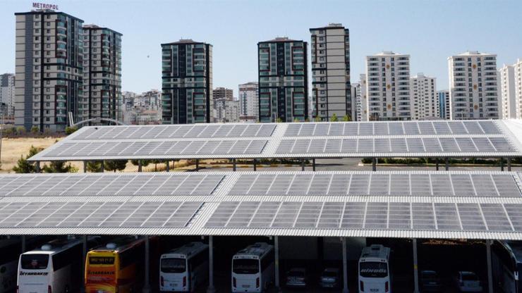 Türkiyenin ilk güneş enerjili otogarı