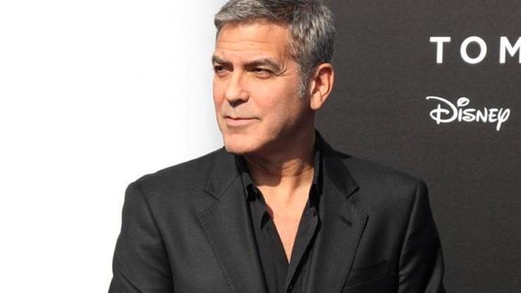 George Clooney Antik Yunan erkeğine eş değer