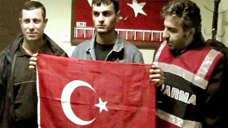 Jandarma komutanı Ogün Samastın bayraklı fotoğrafıyla ilgili konuştu