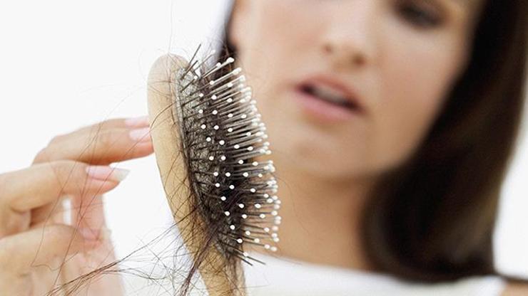 Saç dökülmesi: Nedenleri ve tedavisi nelerdir