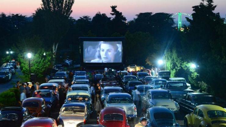 Arabalı sinemada “Grease” otomobilleri