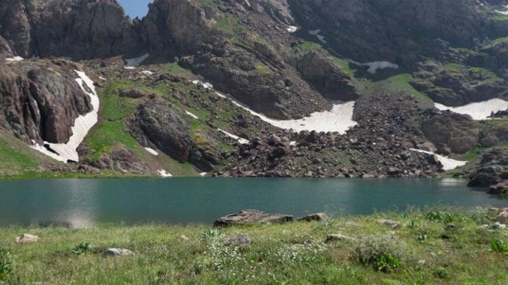 Cilo-Sat Dağlarında iki yeni buzul gölü keşfedildi