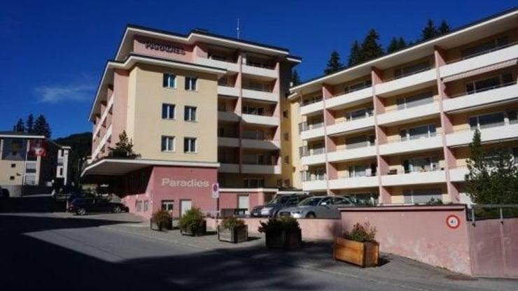 Otelden Yahudi müşterilere: Havuza girmeden önce duş alın Otelden Yahudi müşterilere: Havuza girmeden önce duş alın