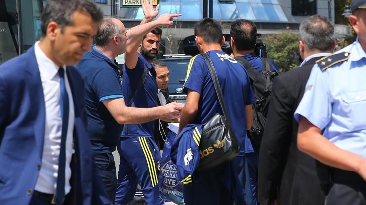 Son dakika Fenerbahçenin 20 kişilik Vardar maçı kadrosu
