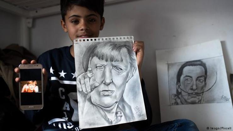 O mülteciye Avrupada Küçük Picasso diyorlar