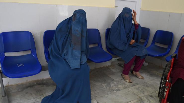 Afganistanda sitem: Bekaret testi yapmayı bırakın