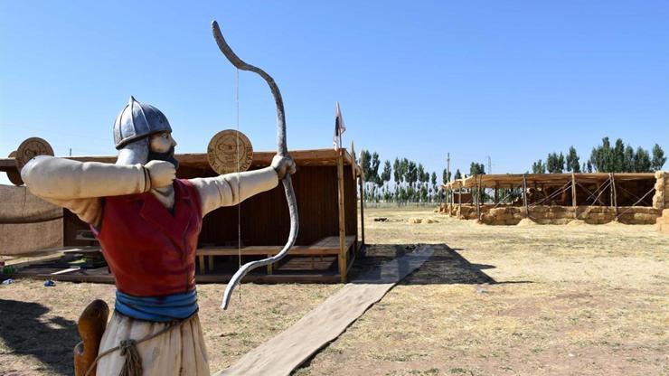 Malazgirtin zaferini kutlamak için otağ kurdular