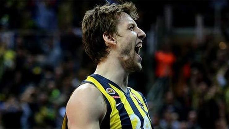 Jan Vesely 3 yıl daha Fenerbahçede