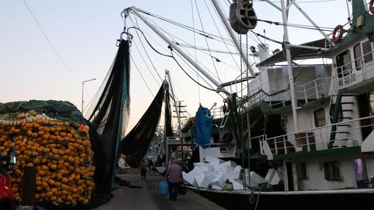 İstanbullu balıkçılar vira bismillah diyerek denize açıldı