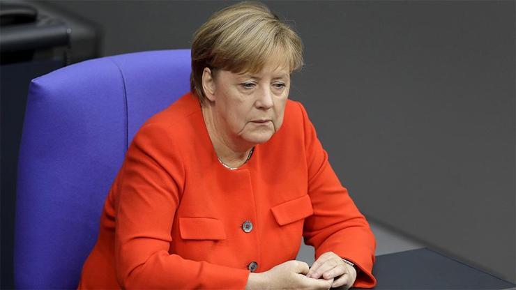 Merkelden Türkiye-AB ilişkileriyle ilgili açıklama