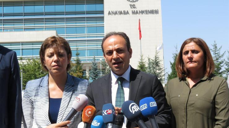 HDPden AYM önünde adalet nöbeti