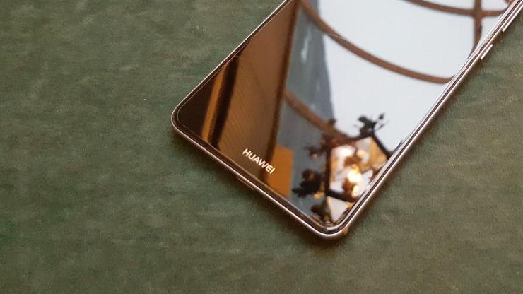 Huawei Mate 10 iki farklı varyasyonla satışa sunulabilir