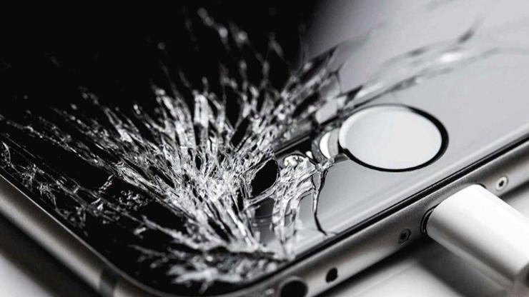 Kırılan iPhone ekranlarının onarımı nasıl yapılıyor
