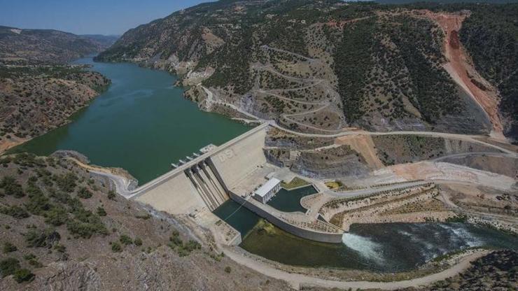 Koç Holdingten iki hidroelektrik santrali için 1.2 milyar liralık teklif