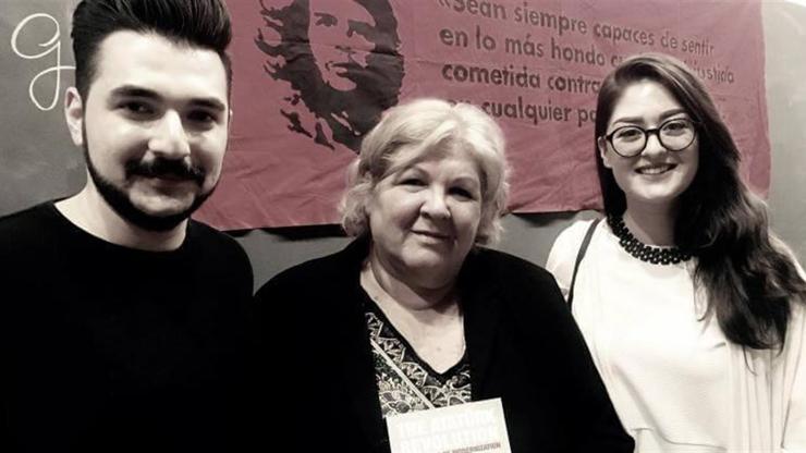 Che Guevaranın kızına Atatürk Devrimi kitabı hediye edildi
