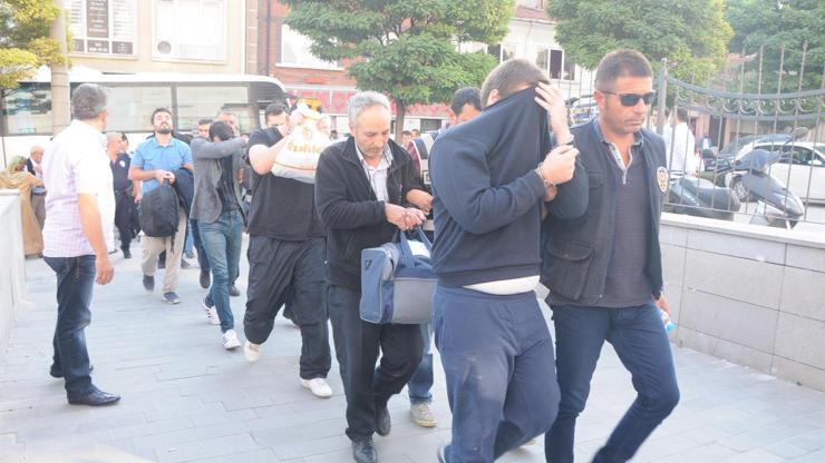Gaffar Okkanın koruma polisi FETÖden tutuklandı