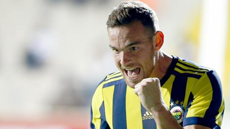 Fenerbahçe 3 transferine imza töreni yapacak
