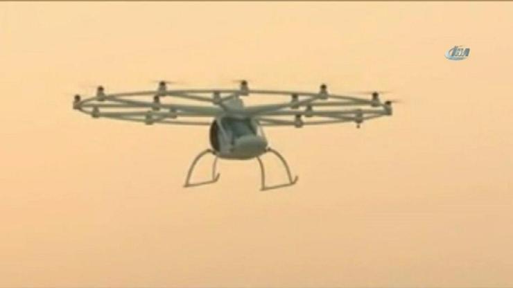 Dünyanın ilk sürücüsüz drone taksisi test sürüşlerine başladı