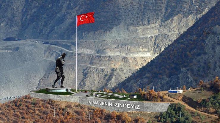 Türkiyenin en büyük Atatürk anıtı 5 yıl sonra ziyarete açıldı