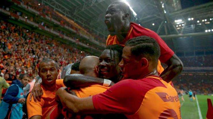 Galatasarayın 3 futbolcusu takibe alındı