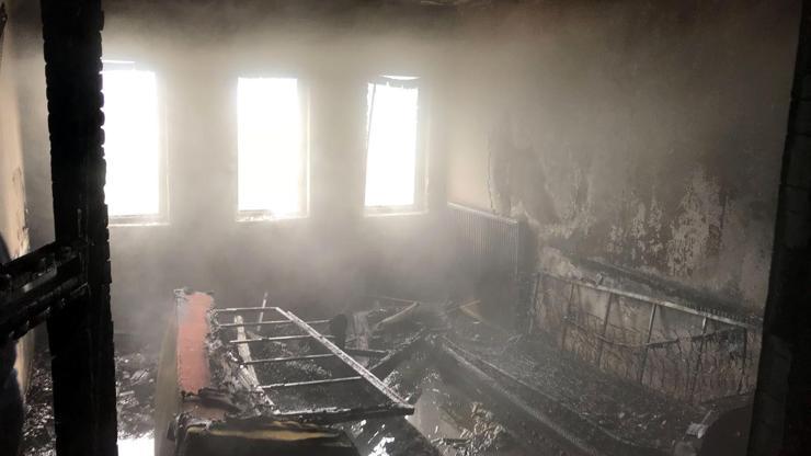 Düzcede yangın paniği, 5 kişilik aile hastaneye kaldırıldı