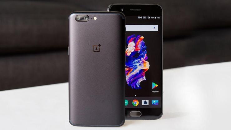 OnePlus 5T erteleniyor mu