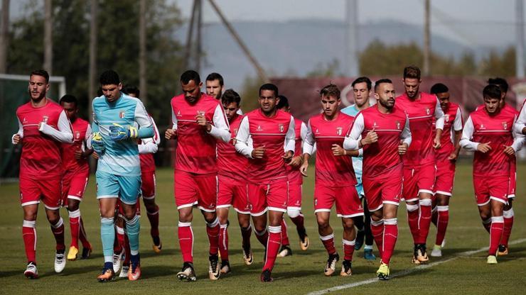 Medipol Başakşehirin rakipleri gol yemeden kazandı
