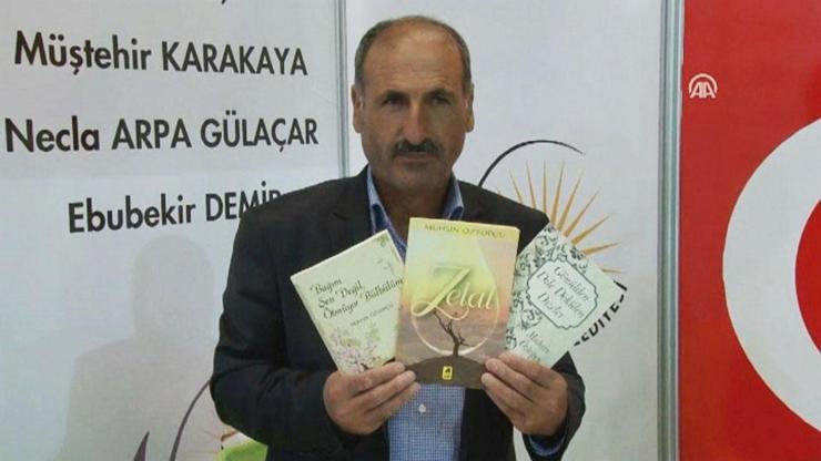 İnşaatta işçi, fuarda yazar: Muhsin Öztopçu